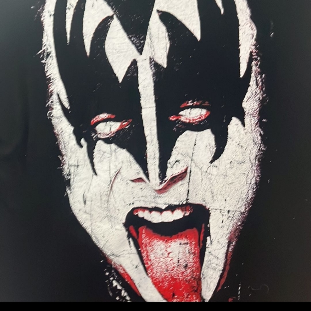 Kiss -Gene Simmons band tshirt